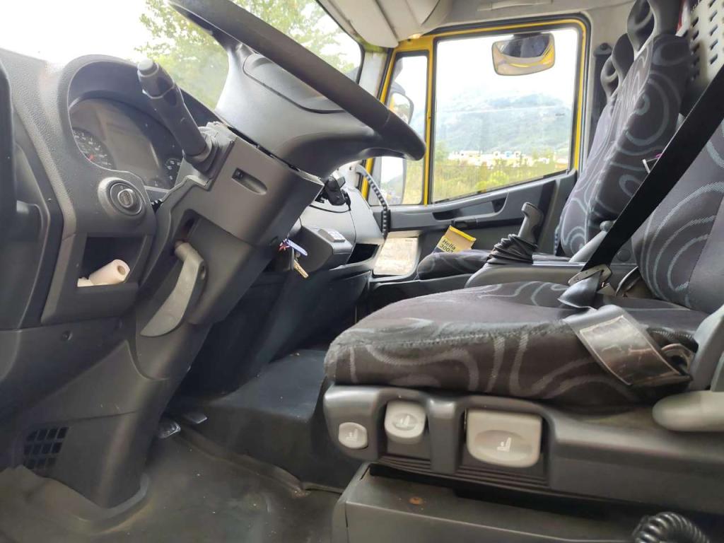 Iveco EUROCARGO CUBE 120E28P Foto 22