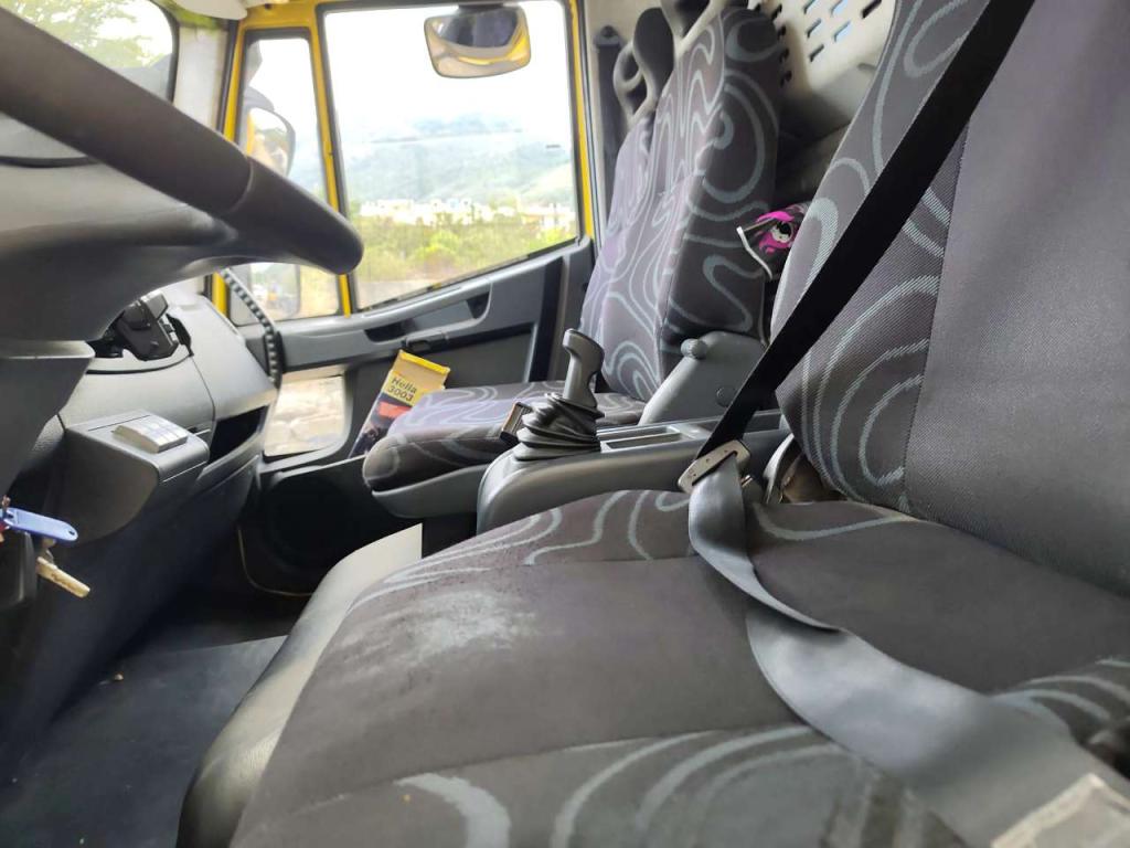 Iveco EUROCARGO CUBE 120E28P Foto 24