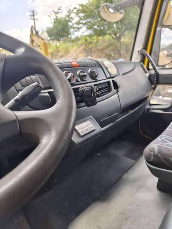 Iveco EUROCARGO CUBE 120E28P Foto 6