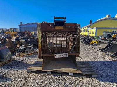 Flip Screen E50 screening bucket 1200 mm S60 for 12-18 ton excavators in vendita da Balavto