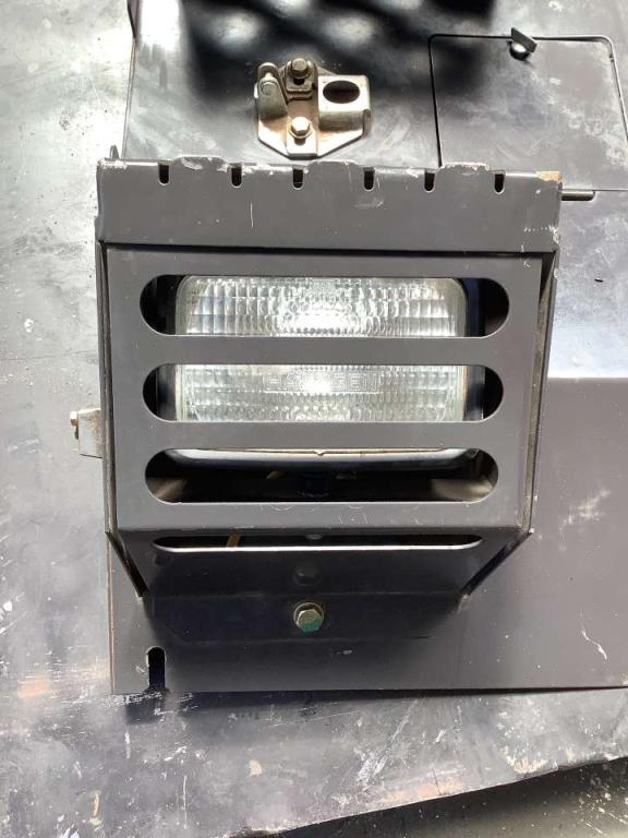 Fanale per Hitachi ZX 135-5 Foto 5