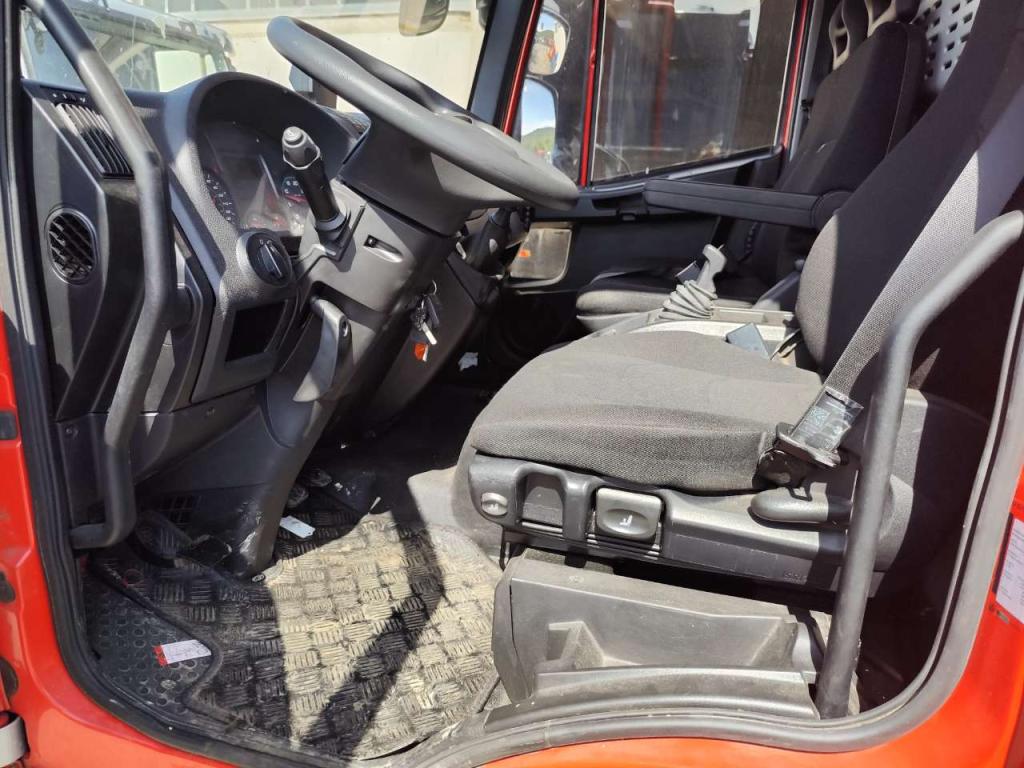 Iveco EUROCARGO 80-190 Foto 12