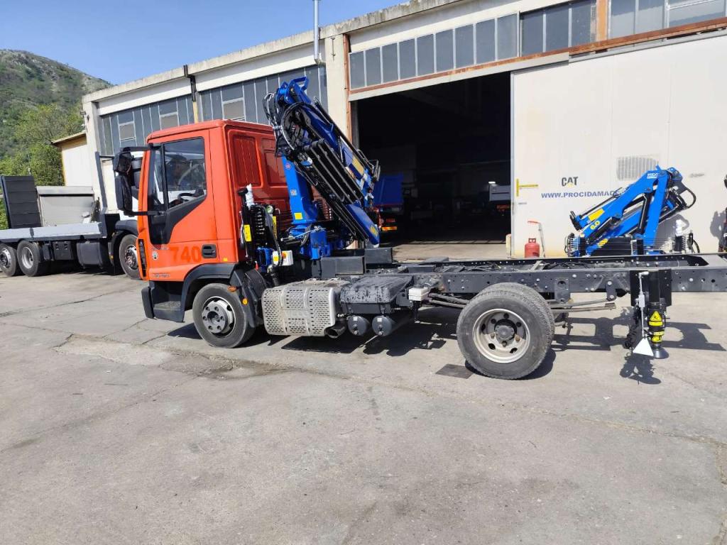 Iveco EUROCARGO 80-190 Foto 24