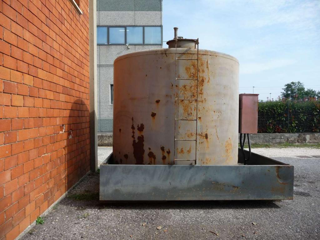 DIESEL TANK DT8 Foto 1