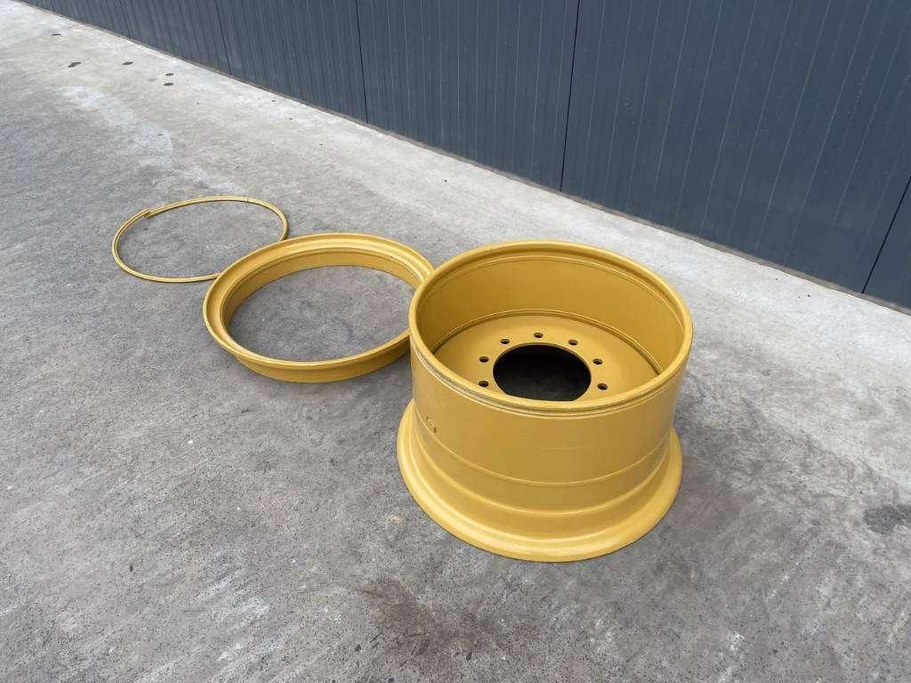 Caterpillar 140H / 140M / 140K / 160H / 160M Rim Foto 1