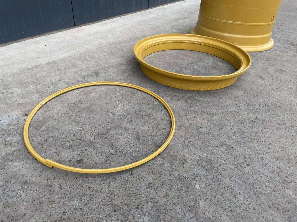 Caterpillar 140H / 140M / 140K / 160H / 160M Rim Foto 2