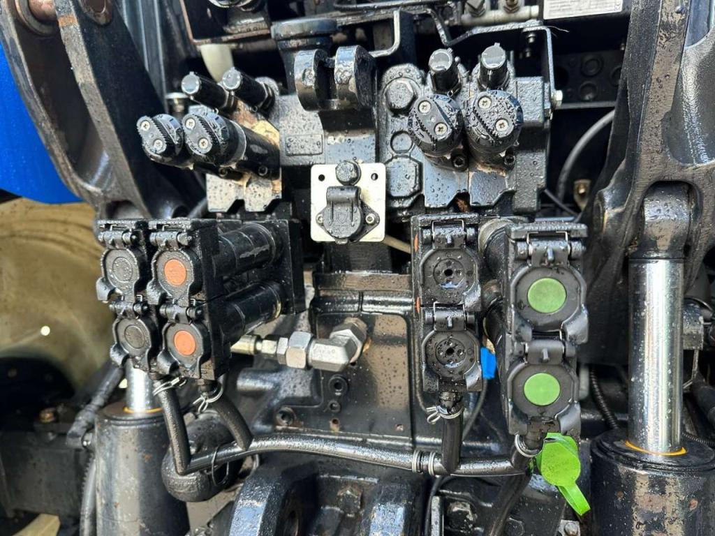 New Holland T7.235 Power Command Foto 19