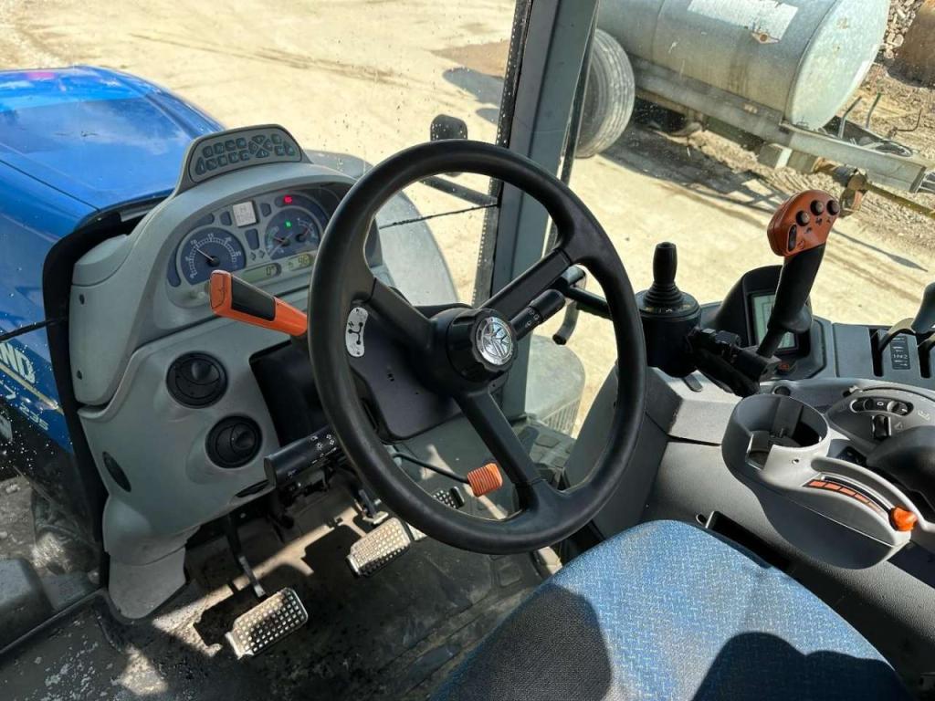 New Holland T7.235 Power Command Foto 27