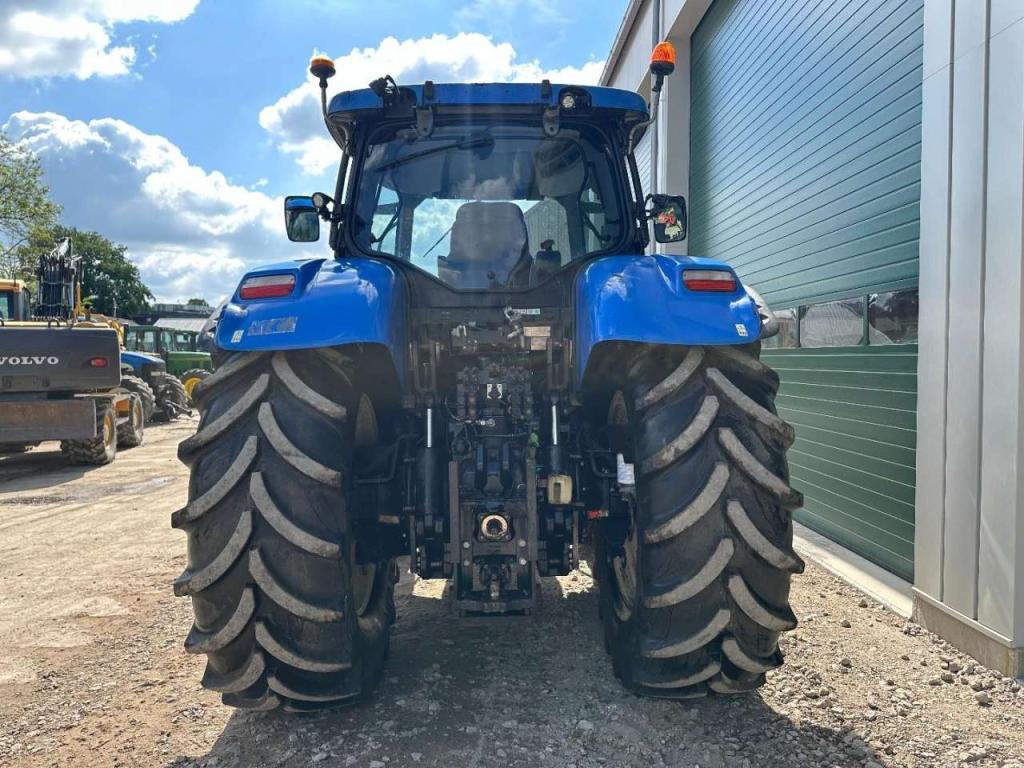 New Holland T7.235 Power Command Foto 7
