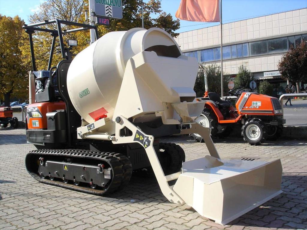 Cormidi C 10.85 DIESEL YANMAR CON BOTTE IMPASTATRICE Foto 1