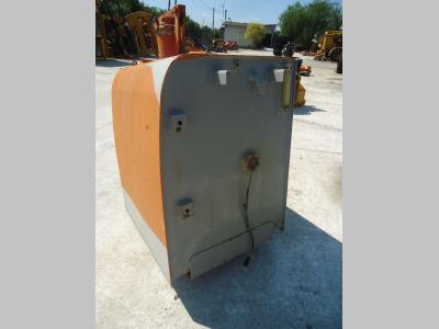 Serbatoio gasolio per Fiat Kobelco 235 in vendita da OLM 90 Srl