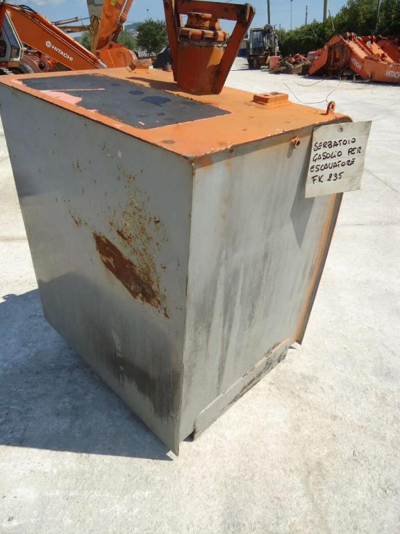 Serbatoio gasolio per Fiat Kobelco 235 Foto 3