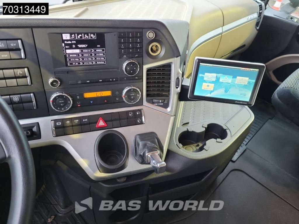 Mercedes-Benz Actros 1848 4X2 GigaSpace Retarder 2xTanks Standklima Foto 24