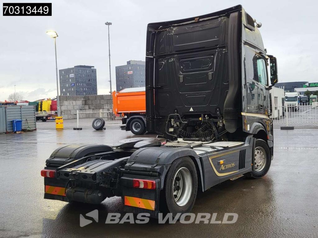 Mercedes-Benz Actros 1848 4X2 GigaSpace Retarder 2xTanks Standklima Foto 5
