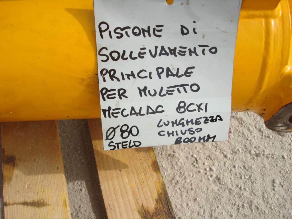 Pistone sollevamento per per Muletto Mecalac 8CXI Foto 4