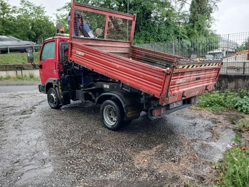 Nissan Cabstar 35.13 serie 3 Foto 3
