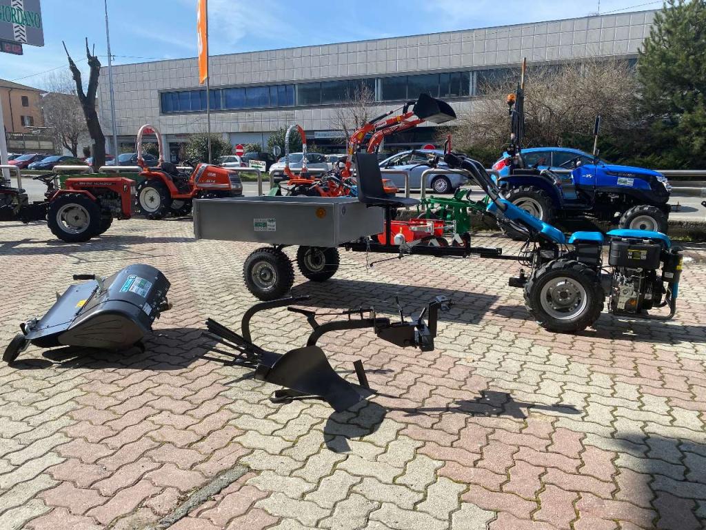 Bertolini 413 S DIESEL - RIMORCHIO RIBALTABILE - AVVIAMENTO ELETTRICO Foto 12