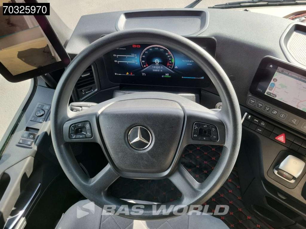Mercedes-Benz Actros 1845 4X2 BigSpace Retarder 2xTanks Standklima Foto 22