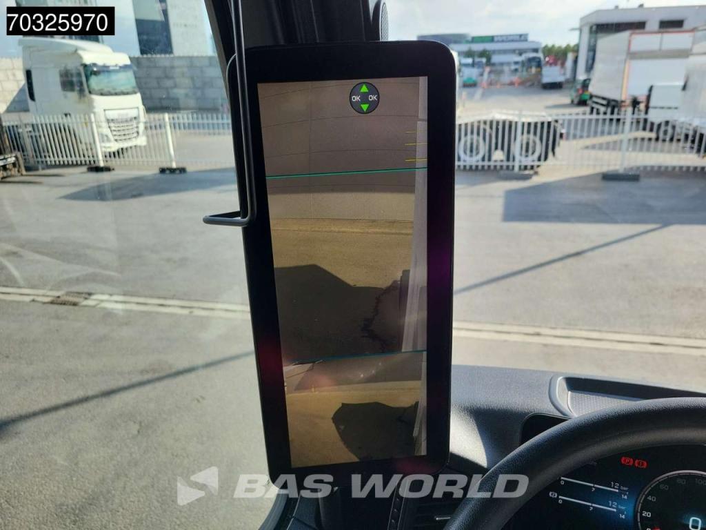 Mercedes-Benz Actros 1845 4X2 BigSpace Retarder 2xTanks Standklima Foto 26