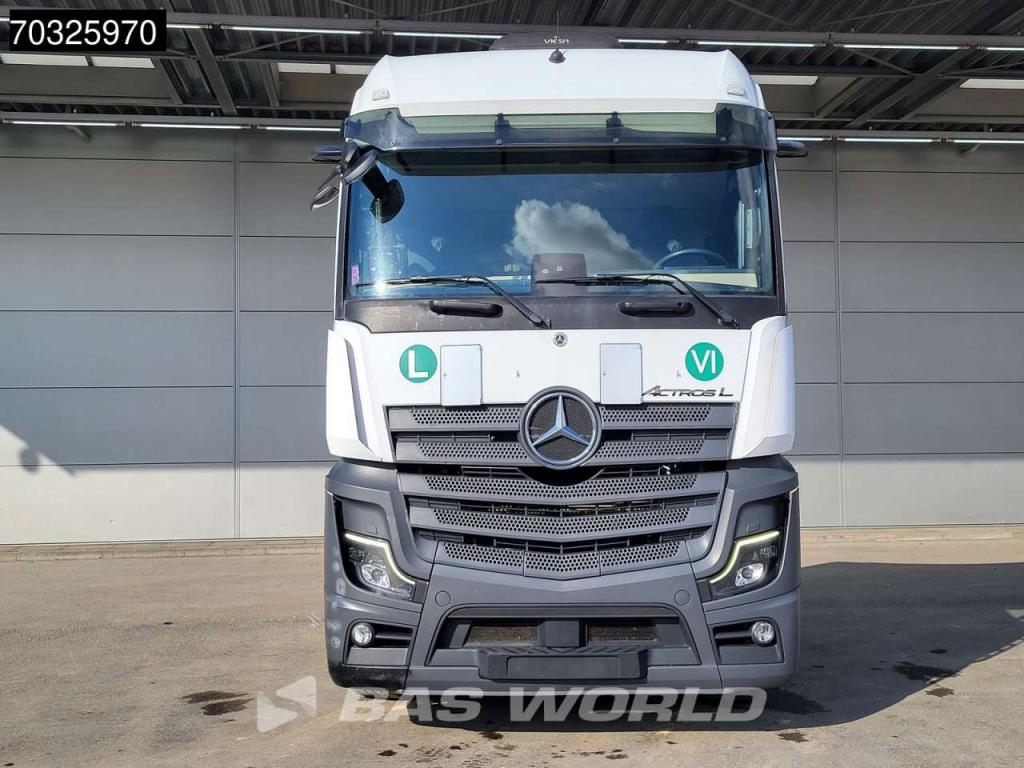 Mercedes-Benz Actros 1845 4X2 BigSpace Retarder 2xTanks Standklima Foto 3