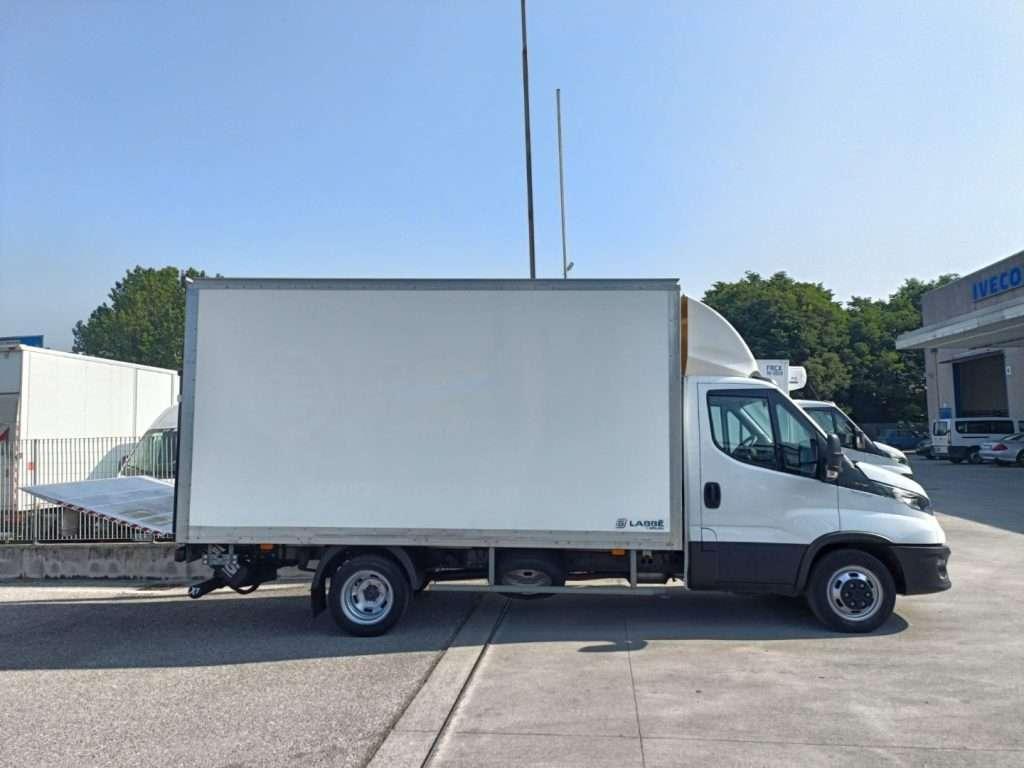 Iveco Daily Foto 3