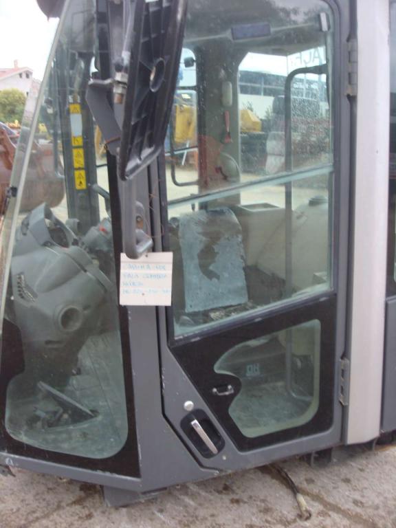 Cabina per Hitachi ZW220-ZW250-ZW310 Foto 12