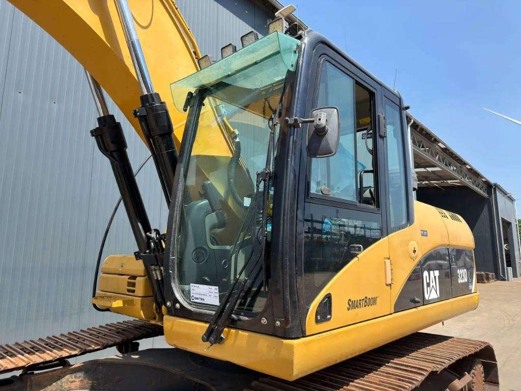 Caterpillar 323D L Foto 11