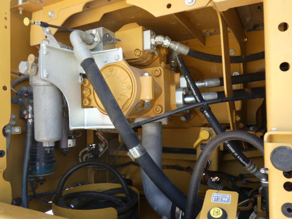 Caterpillar 330 Foto 16
