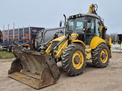 New Holland LB115B