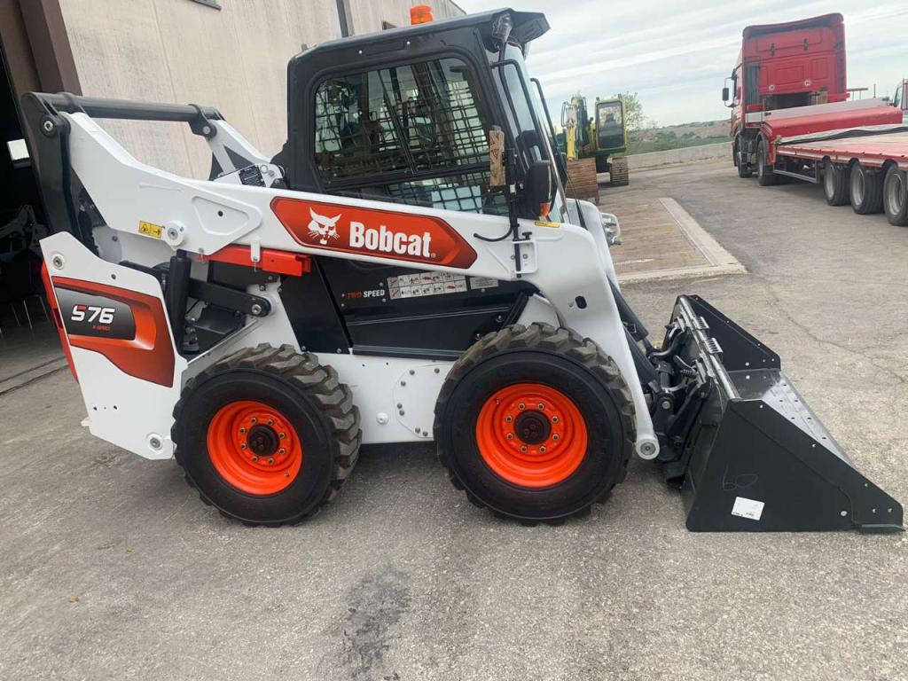Bobcat S76 Foto 1