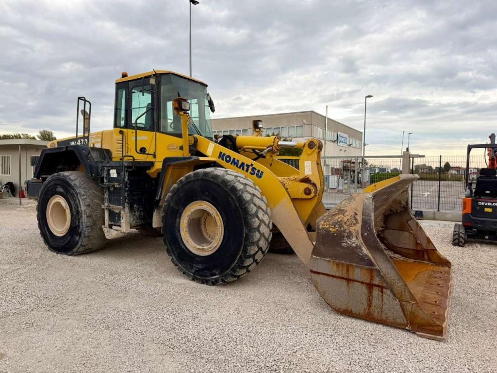 Komatsu WA470-5 Foto 2