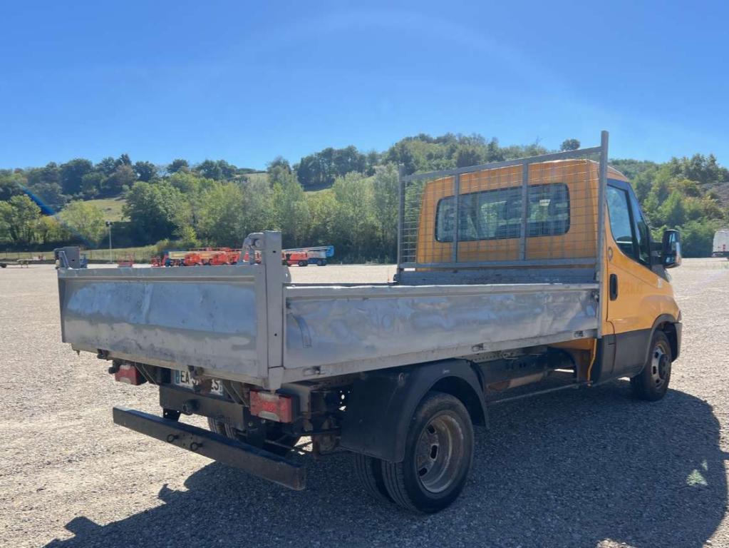 Iveco DAILY 35-130 Foto 9