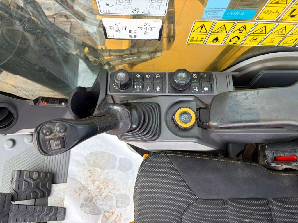 Caterpillar 330 07A Foto 25