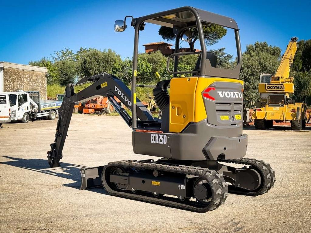 Volvo ECR25D Foto 2