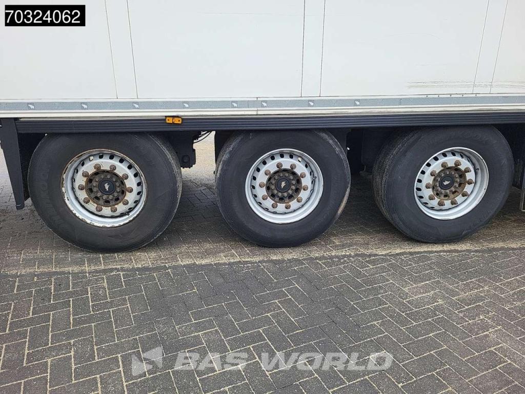Schmitz SCB*S3B 3 axles Bi-Temp Doppelstock Blumenbreit Foto 16