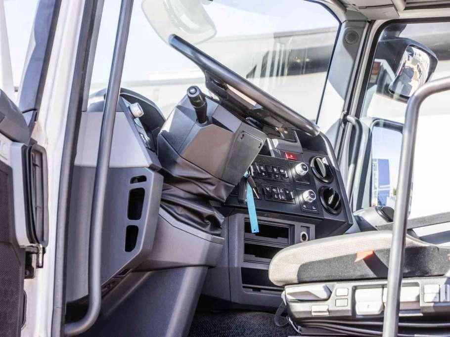 Renault C430+THEAM 12M Foto 7