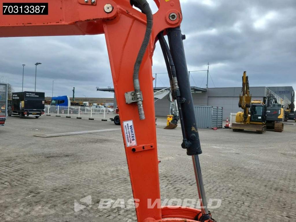 Kubota U50-5 3 Buckets Foto 13