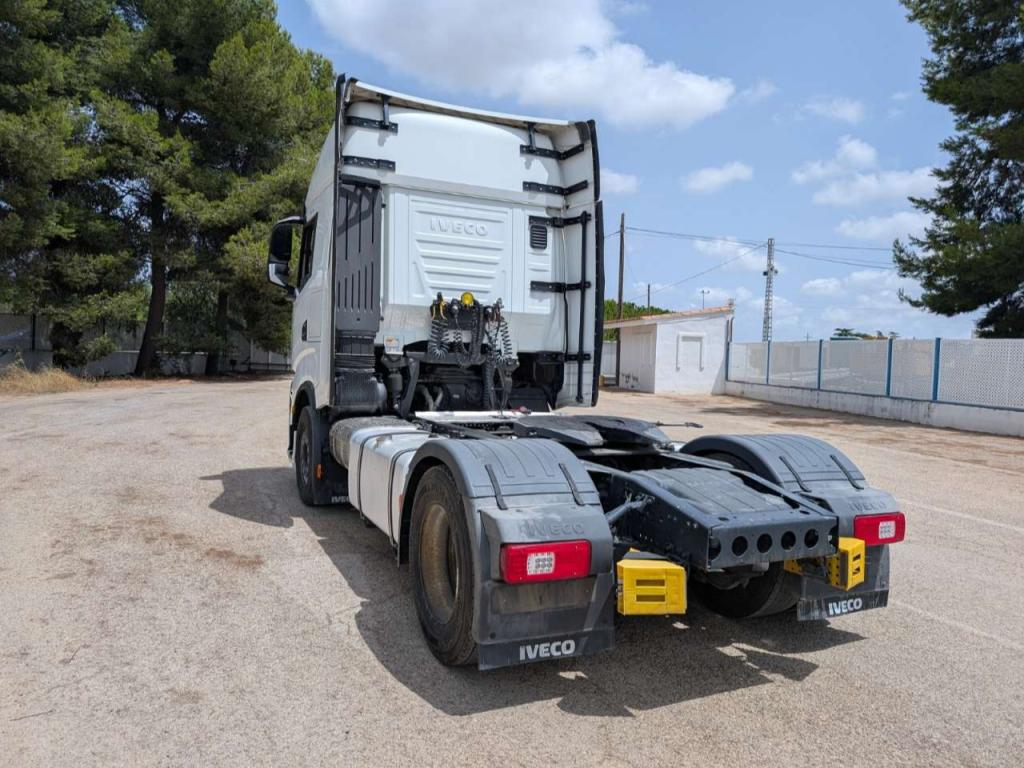 Iveco S-WAY 510 Foto 8