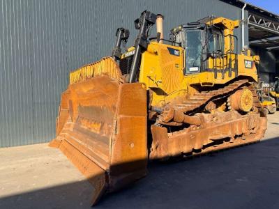 Caterpillar D9T in vendita da Smitma B.V.