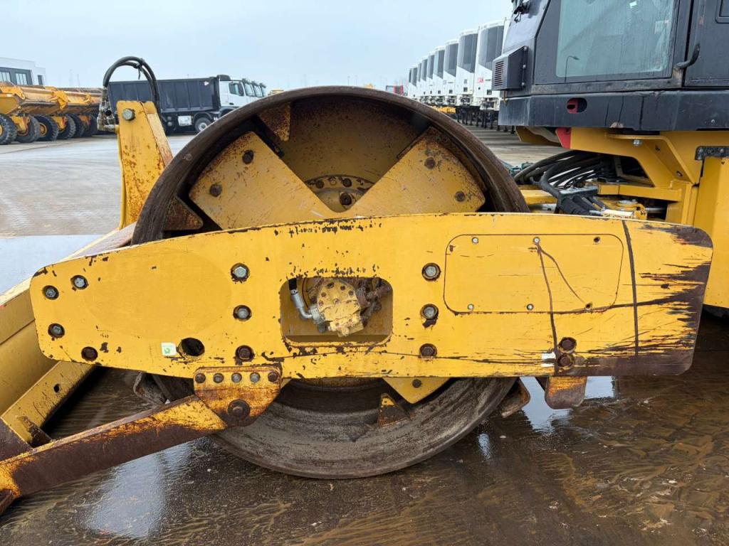Caterpillar CS563E Foto 11