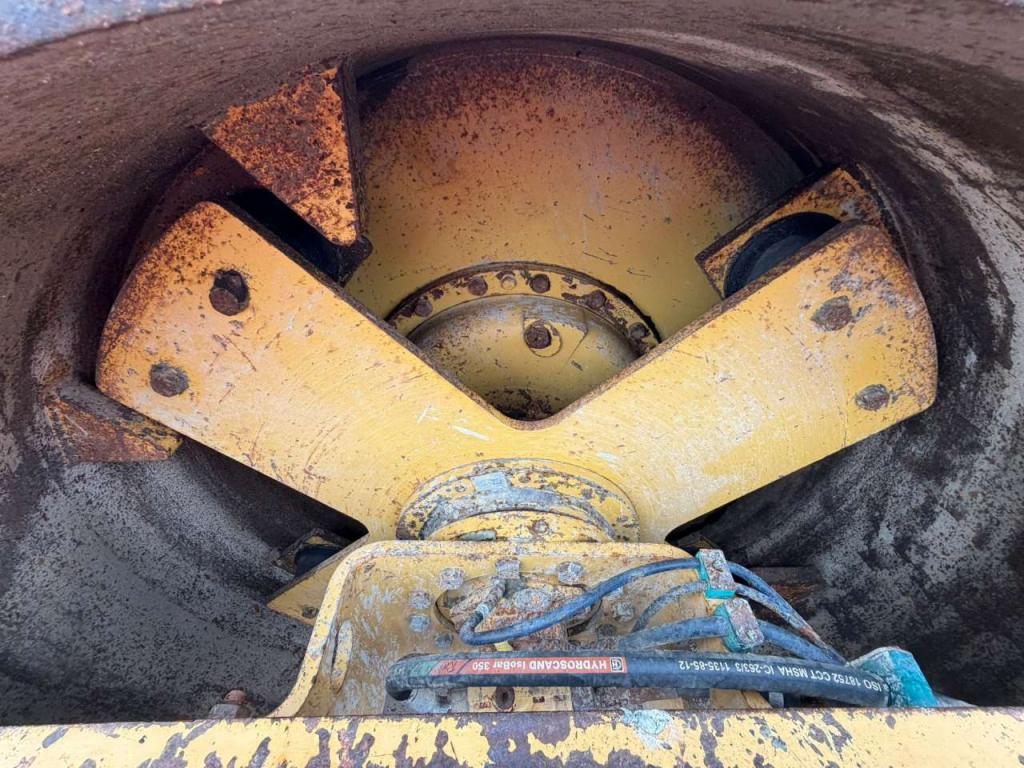 Caterpillar CS563E Foto 14