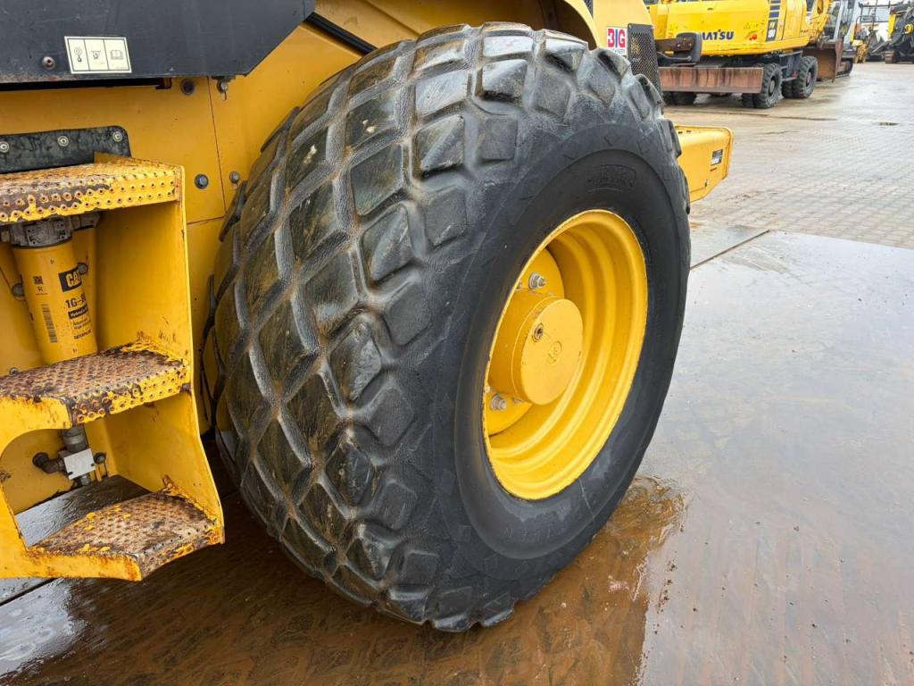 Caterpillar CS563E Foto 15