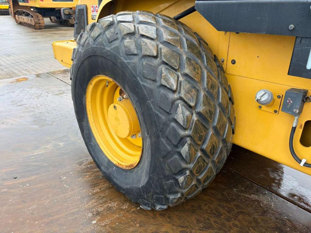 Caterpillar CS563E Foto 16