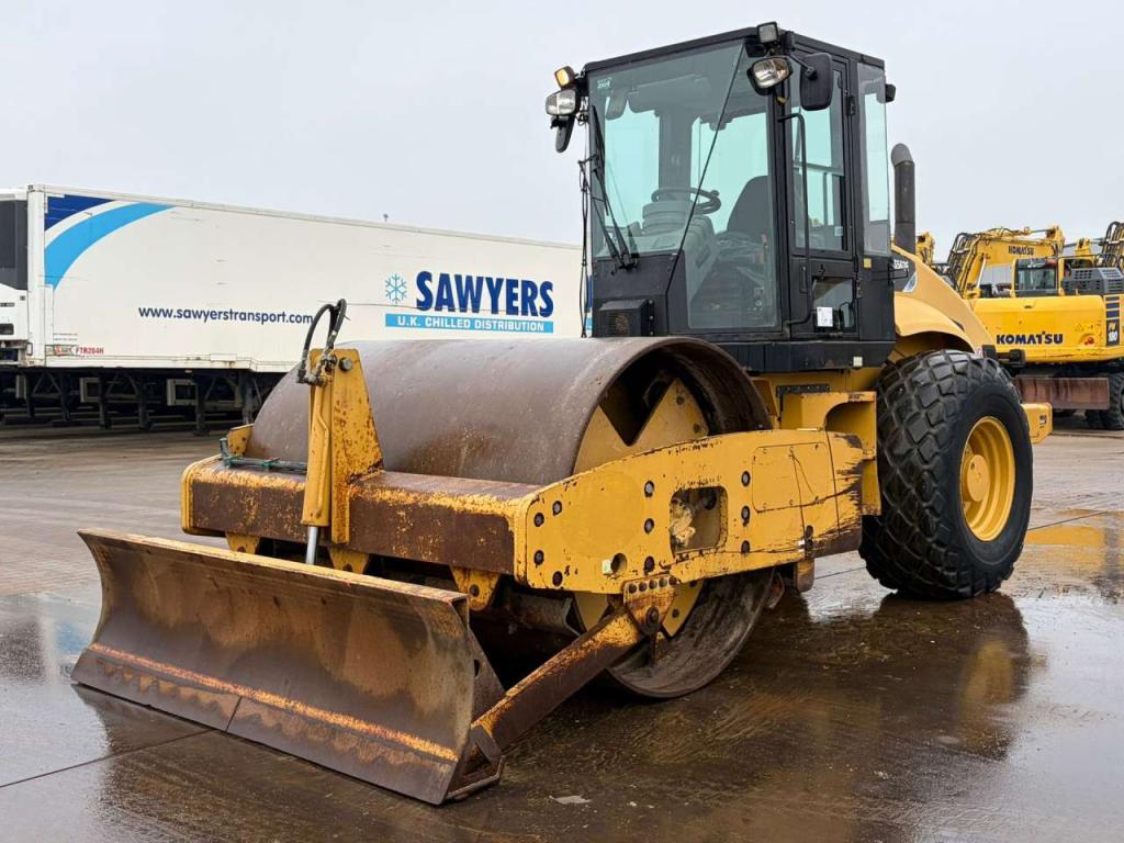Caterpillar CS563E Foto 2