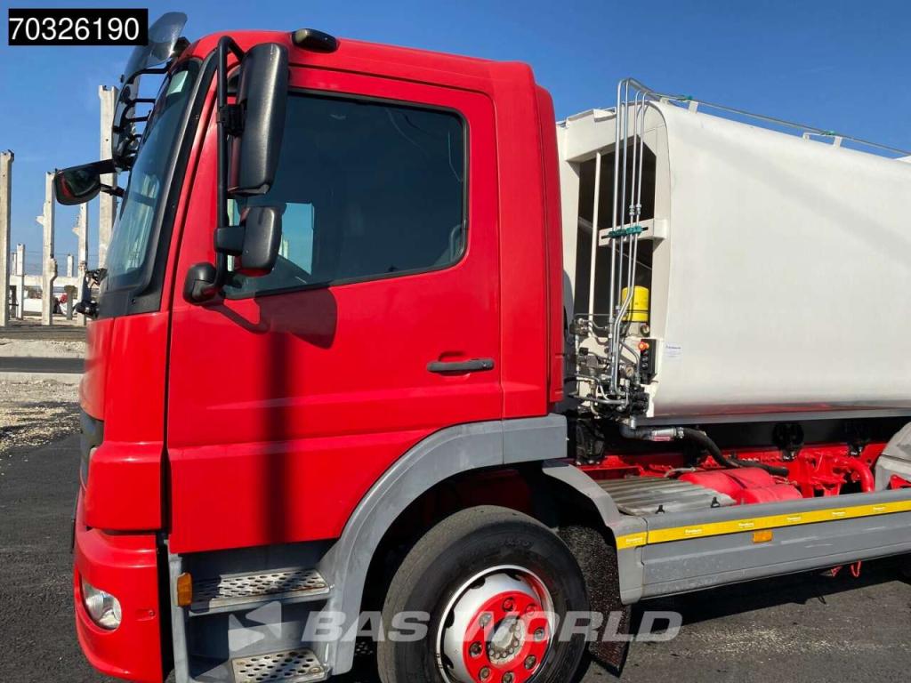 Mercedes-Benz Atego 1324 4X2 Foto 7