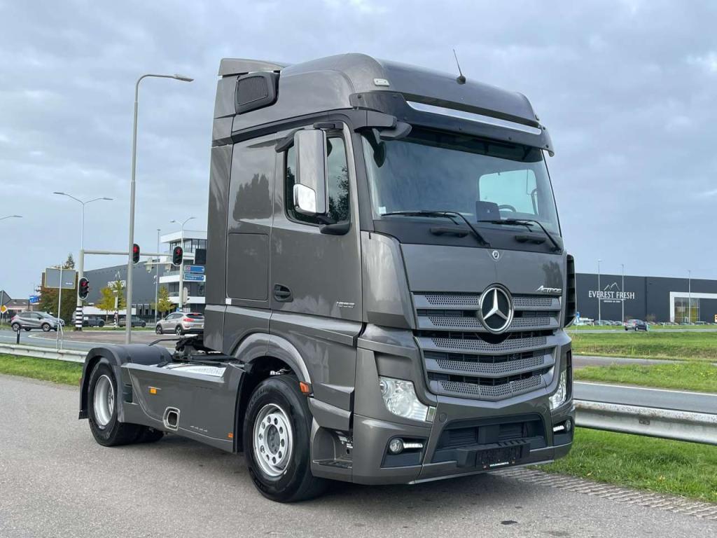 Mercedes-Benz ACTROS 1853 LS 4X2 Foto 7