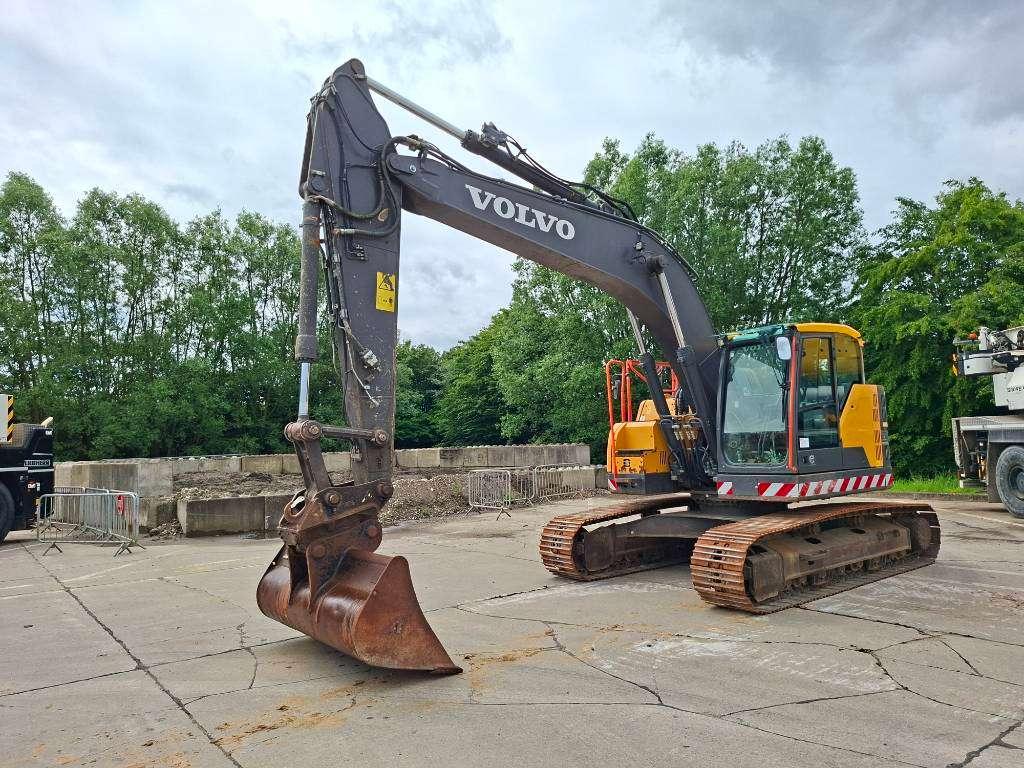 Volvo ECR235EL (+3 Buckets) Foto 2