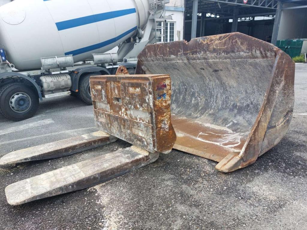 Volvo L330E Foto 6