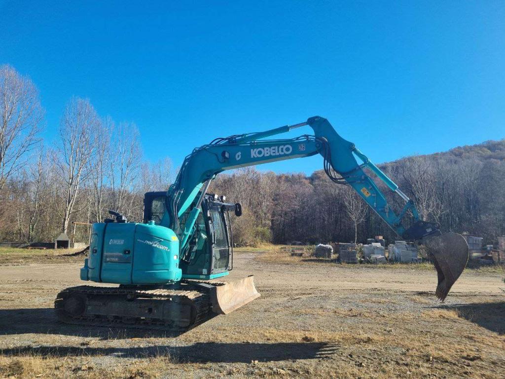 Kobelco SK75SR-3 Foto 3