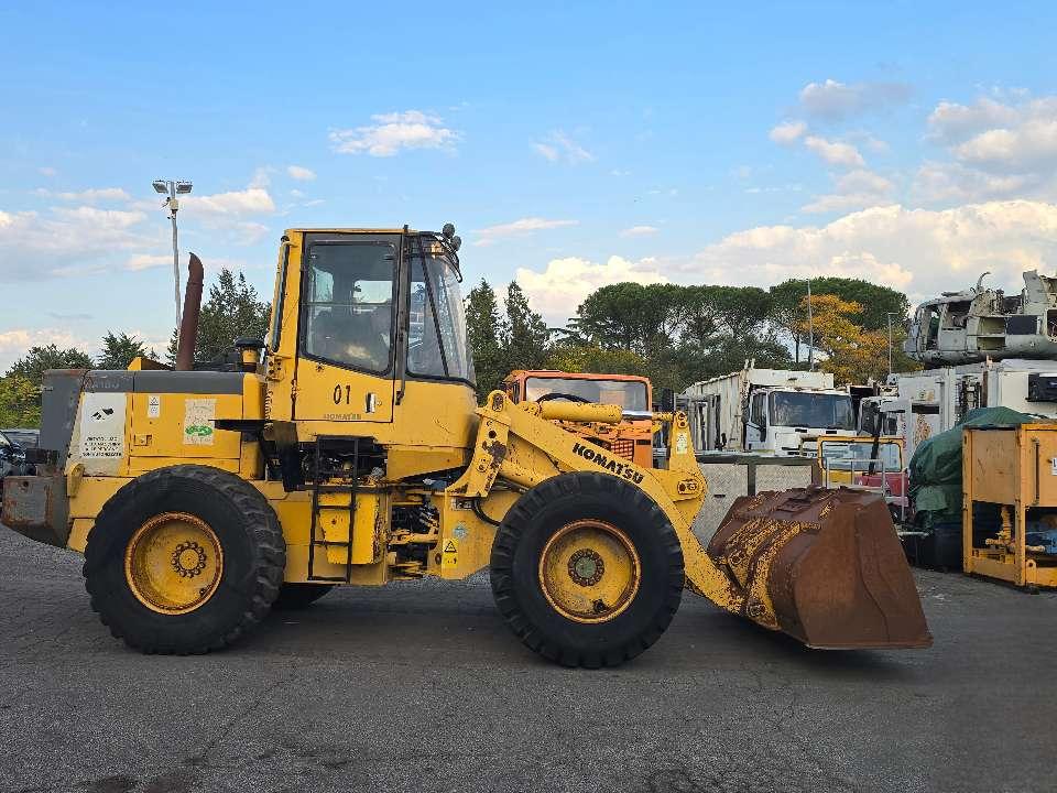 Komatsu WA 180-3 Foto 1